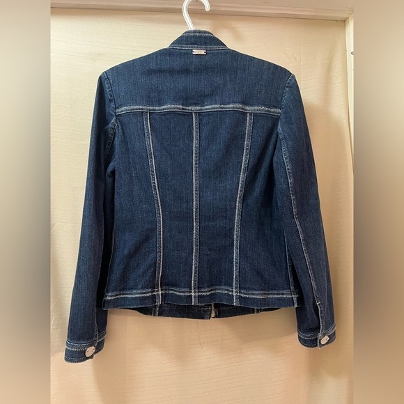 St. John sport women’s jacket with zipper and button up size small - Picture 6 of 10